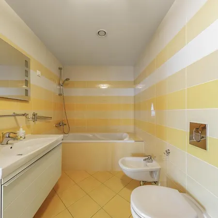 Sea View Apartment On 19Th Floor Klaipeda Exterior photo