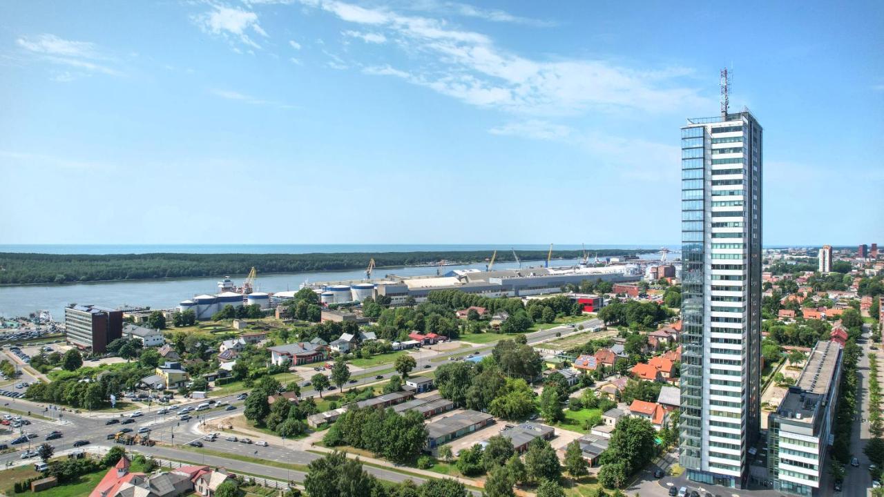 Sea View On 19th Floor